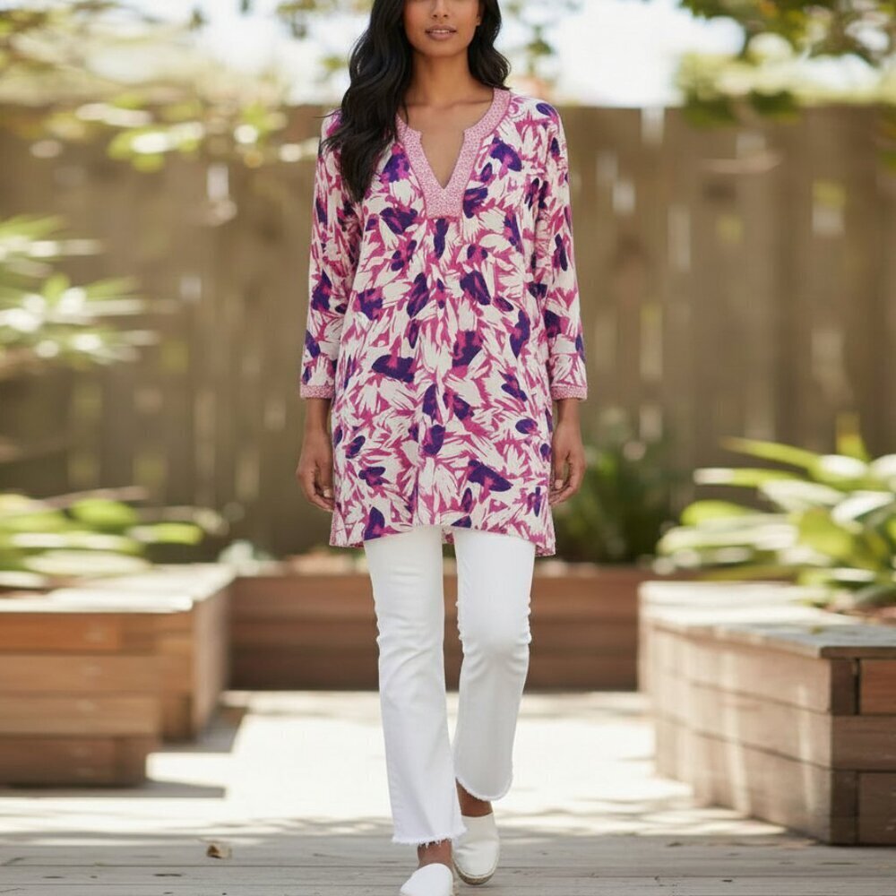 J Mclaughlin Tunic Sweater Top Size Large Pink Purple Abstract Floral Stretch